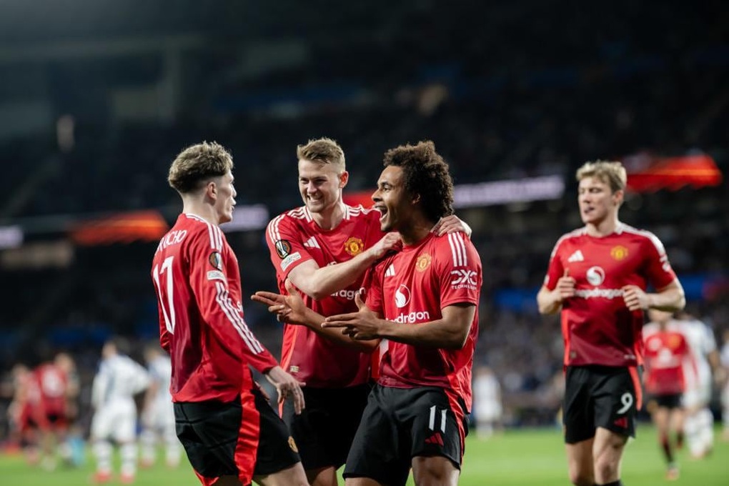 Fernandes mắc lỗi, Man Utd tuột chiến thắng trước Real Sociedad